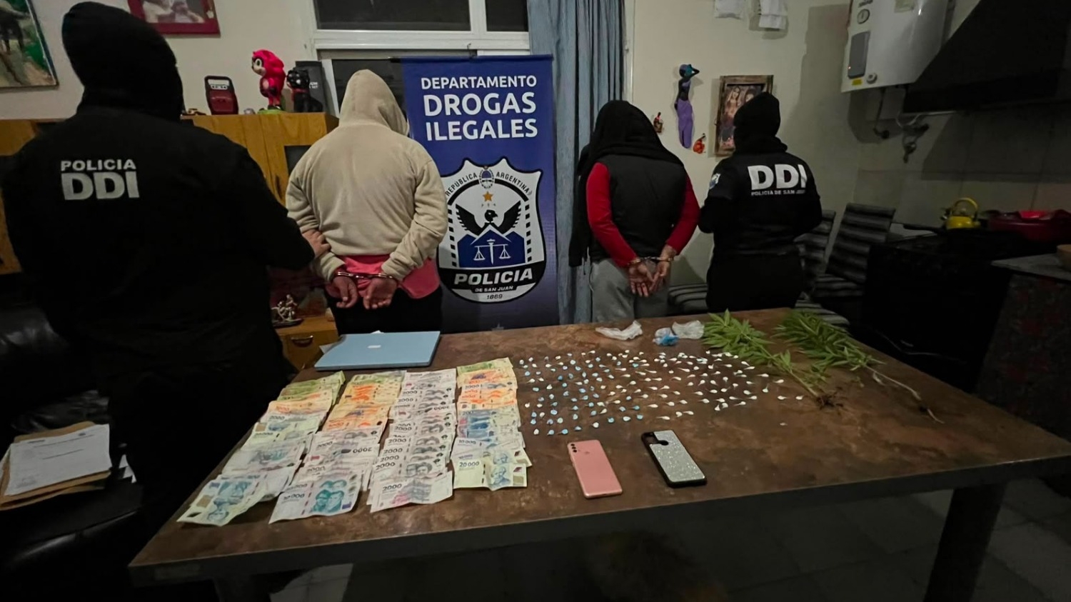 Un megaoperativo antidrogas en Pocito terminó con cinco detenidos