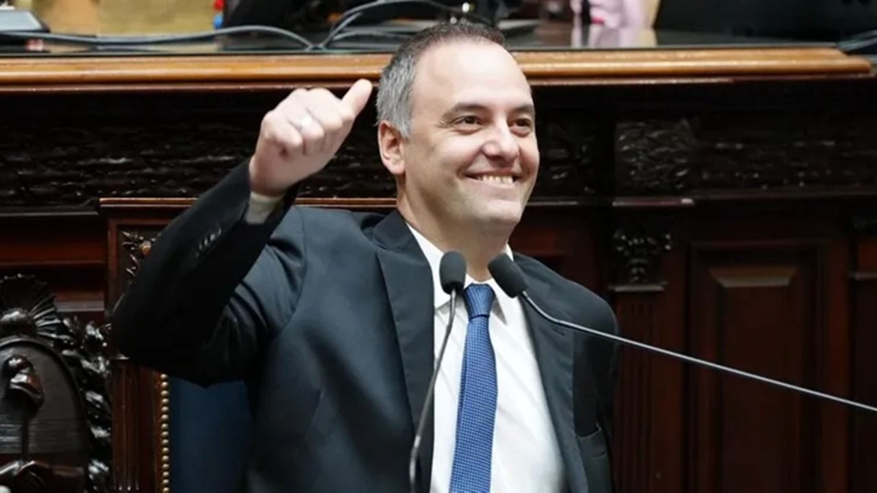 Se cayó el informe de gestión de Adorni en el Senado por falta de preguntas