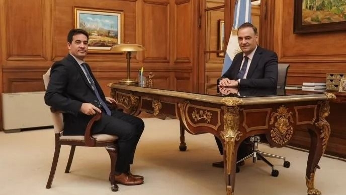La oposición ya citó al nuevo vocero presidencial a Diputados