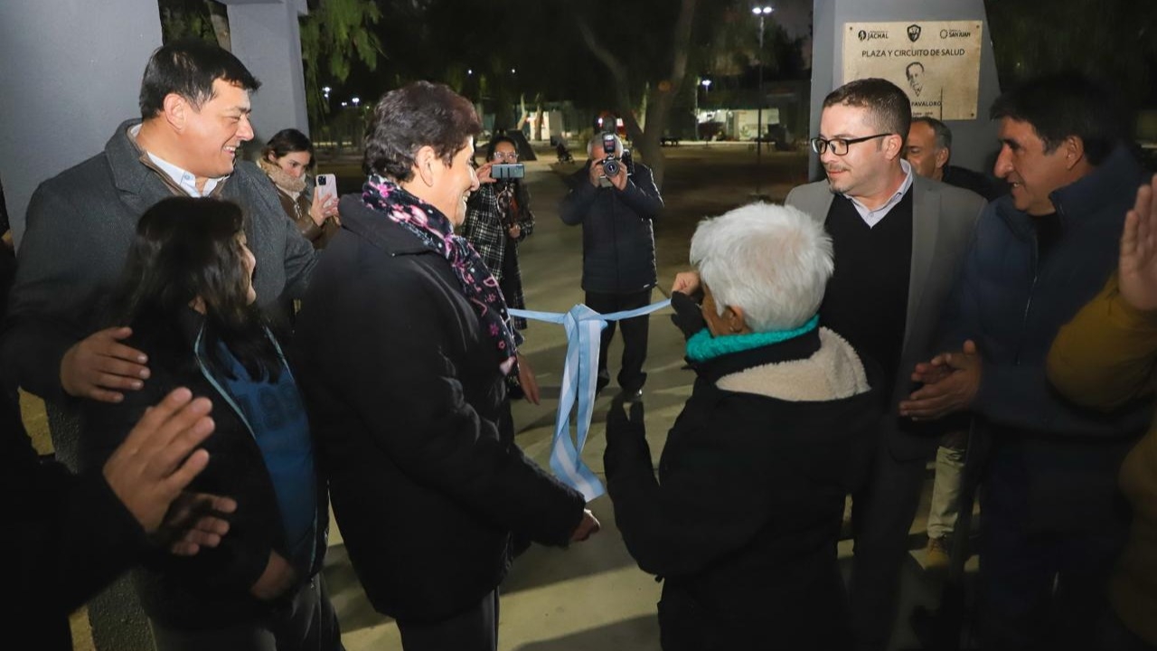 Con más atracciones, Jáchal inauguró la renovación de la Plazoleta René Favaloro