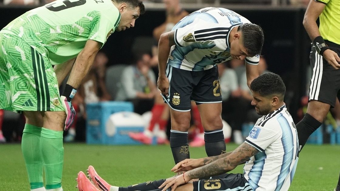 Romero fue el único ausente en la práctica de la Selección Argentina previo a Jordania 