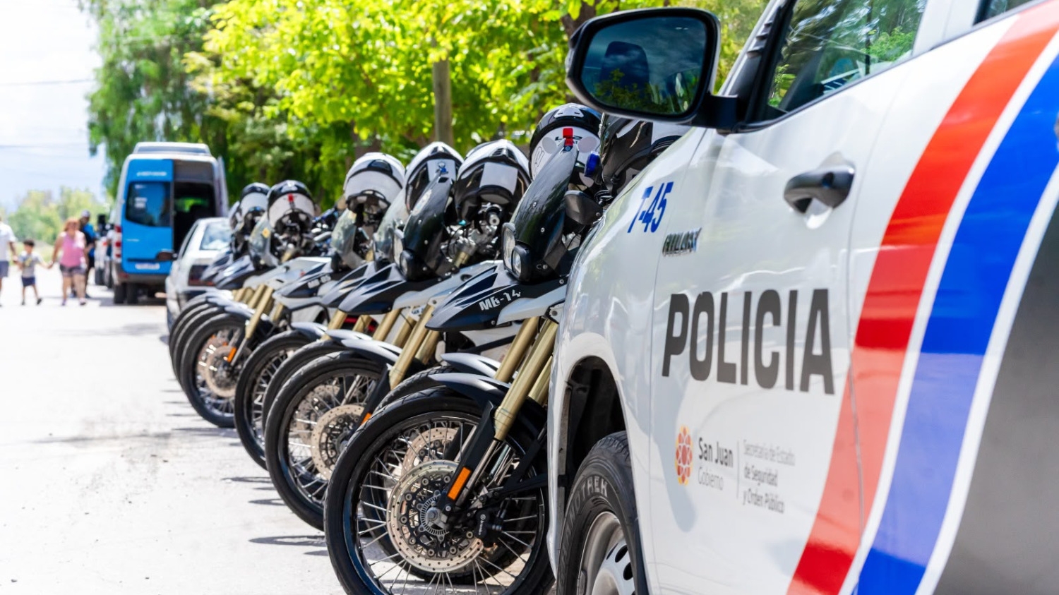Policías salvaron a un bebé que se ahogaba en La Bebida