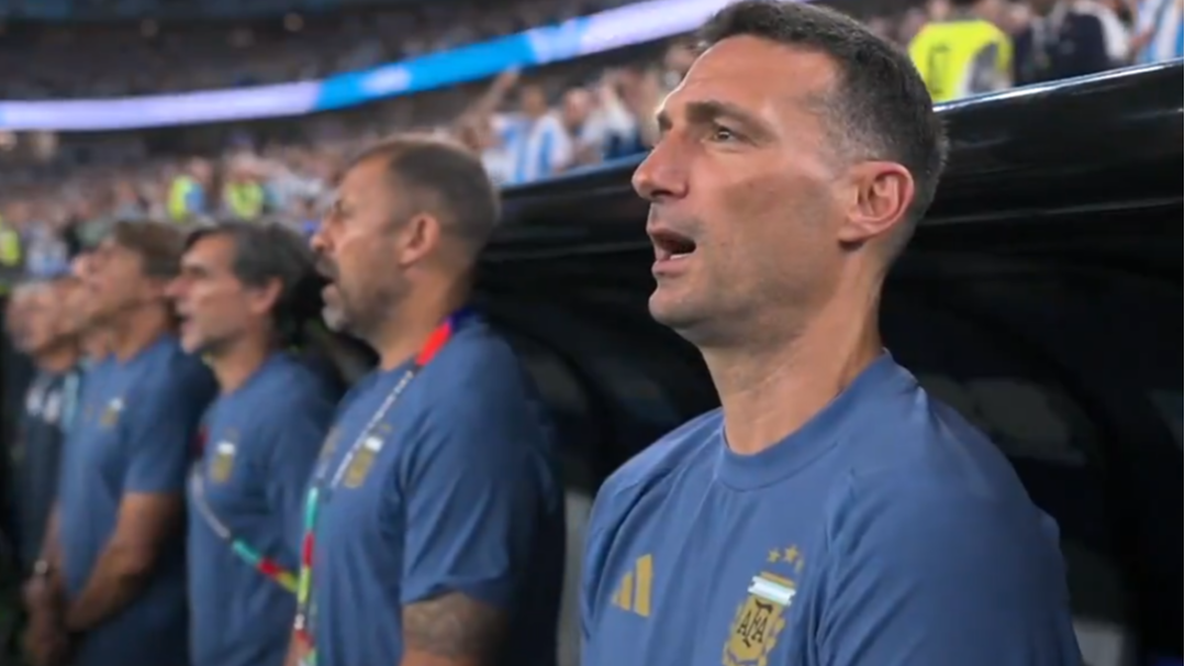 Así sonó el Himno en la previa del partido entre Argentina y Jordania