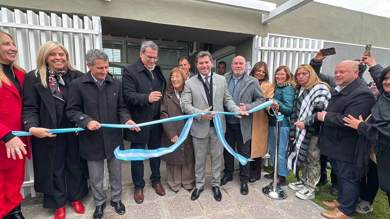Orrego inauguró el nuevo CDI en el Barrio Valle Grande
