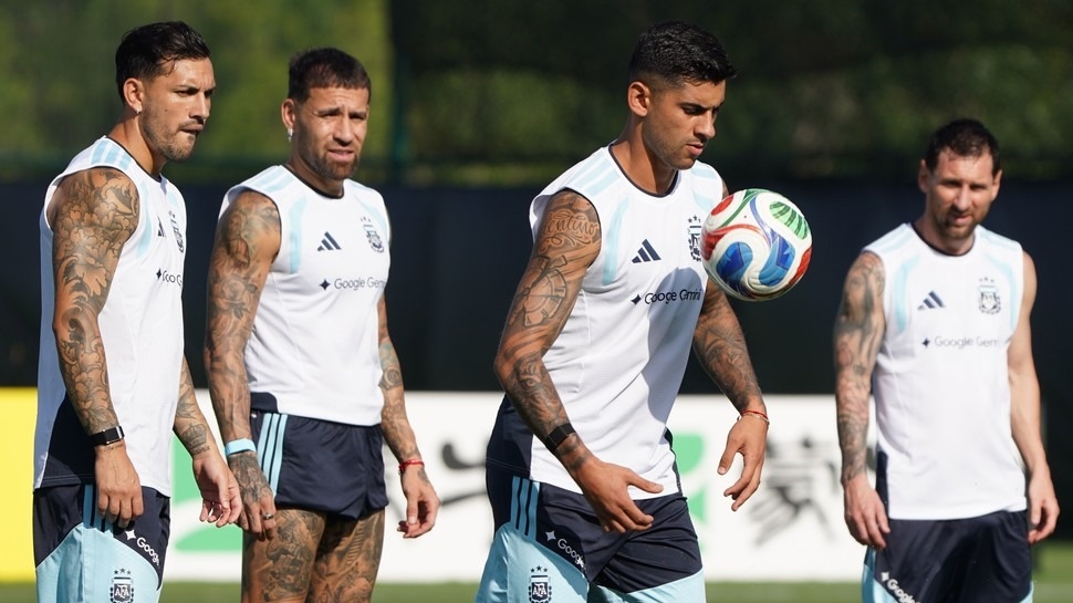 Cuti Romero entrenó con normalidad y se perfila para enfrentar a Cabo Verde