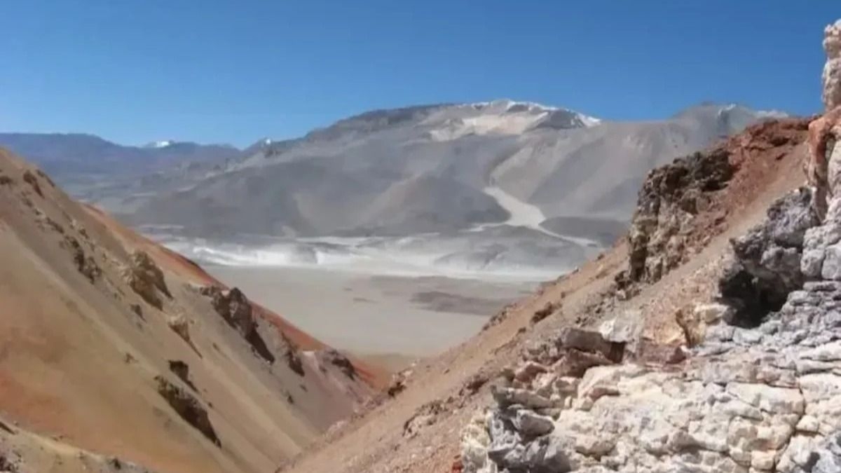 Canadiense compra dos proyectos mineros en Mendoza