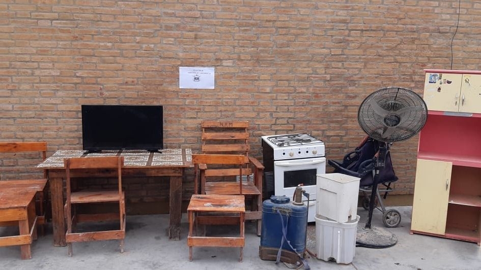 Detuvieron a 3 mujeres sospechadas de desvalijar una casa