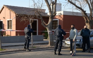Delincuentes ingresaron a una casa, golpearon a la propietaria y huyeron con dinero