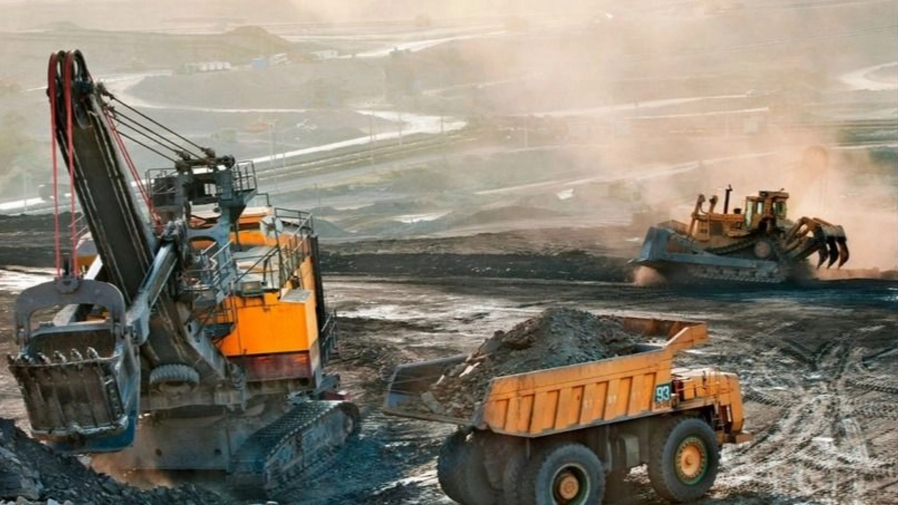 Minería: Milei modificó leyes para agilizar proyectos de cobre, oro y litio