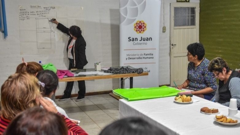 Dictarán cursos de inicio en el mundo textil: los requisitos