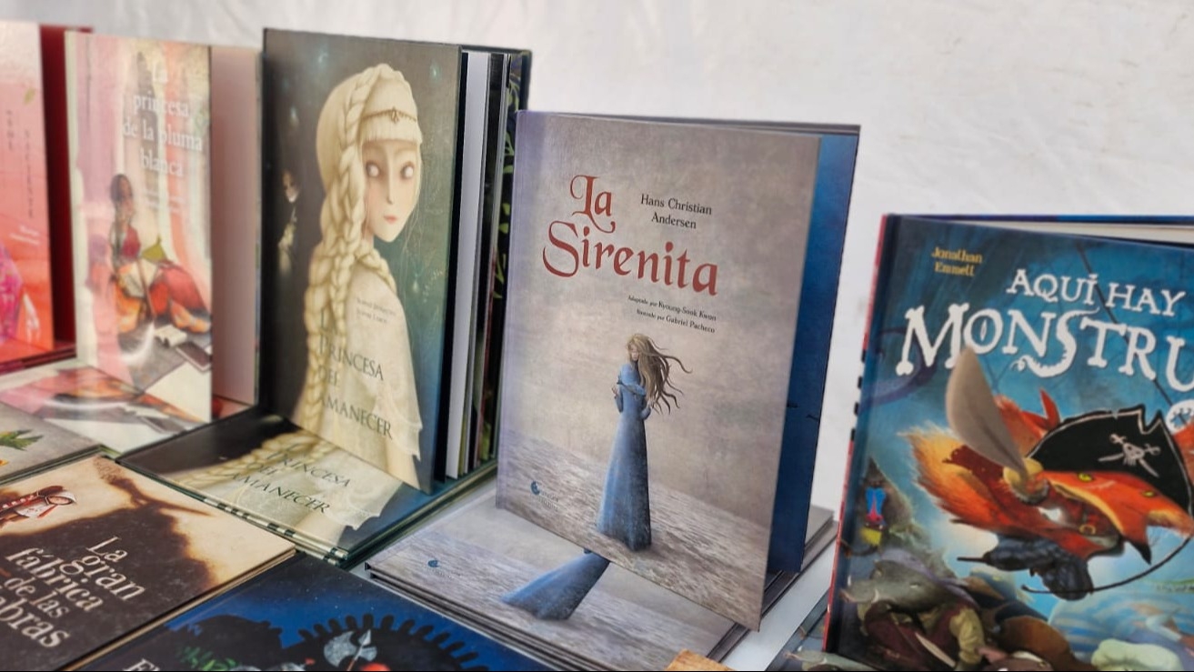  Con más de 100 libros, inició la 5ª edición de la Feria del Libro Infantil 