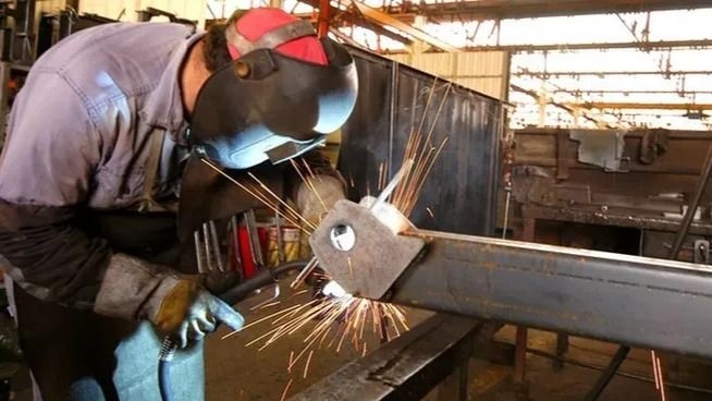 Datos del Indec: la industria creció un 2,2% en mayo