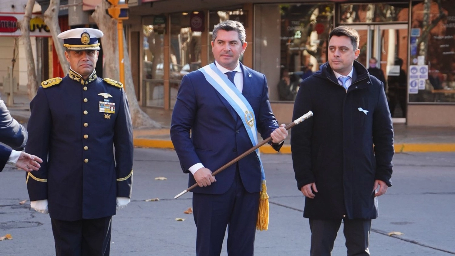 Orrego encabezó los festejos por el 209° aniversario del Día de la Independencia