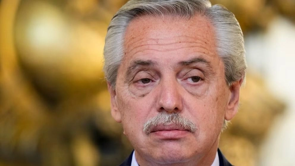 Procesaron al ex presidente Alberto Fernández en la causa Seguros