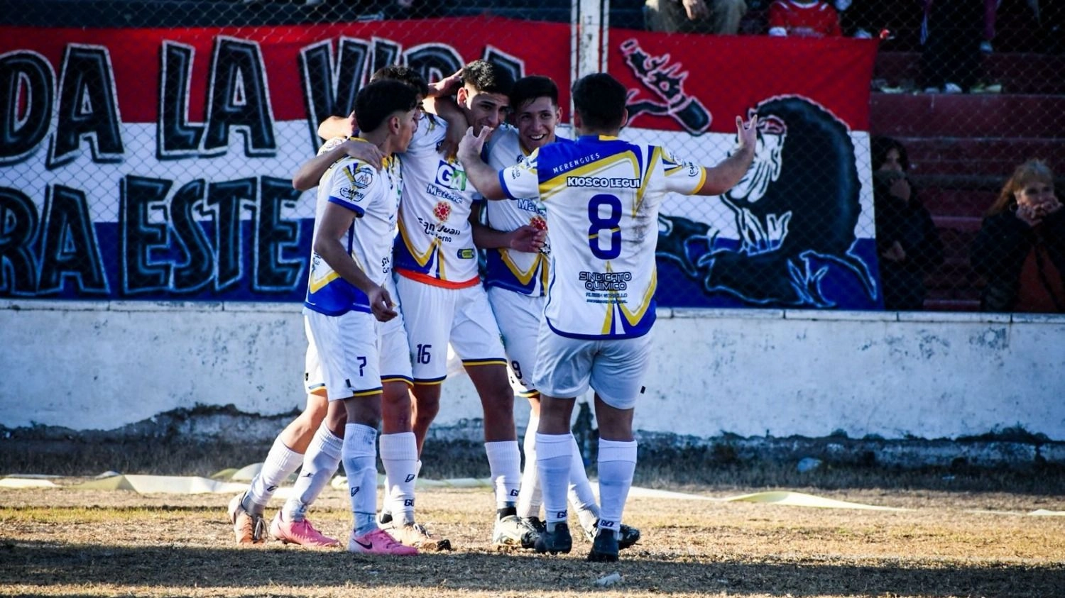 Colón Junior, finalista del torneo local: venció a Peñarol y chocará con Unión
