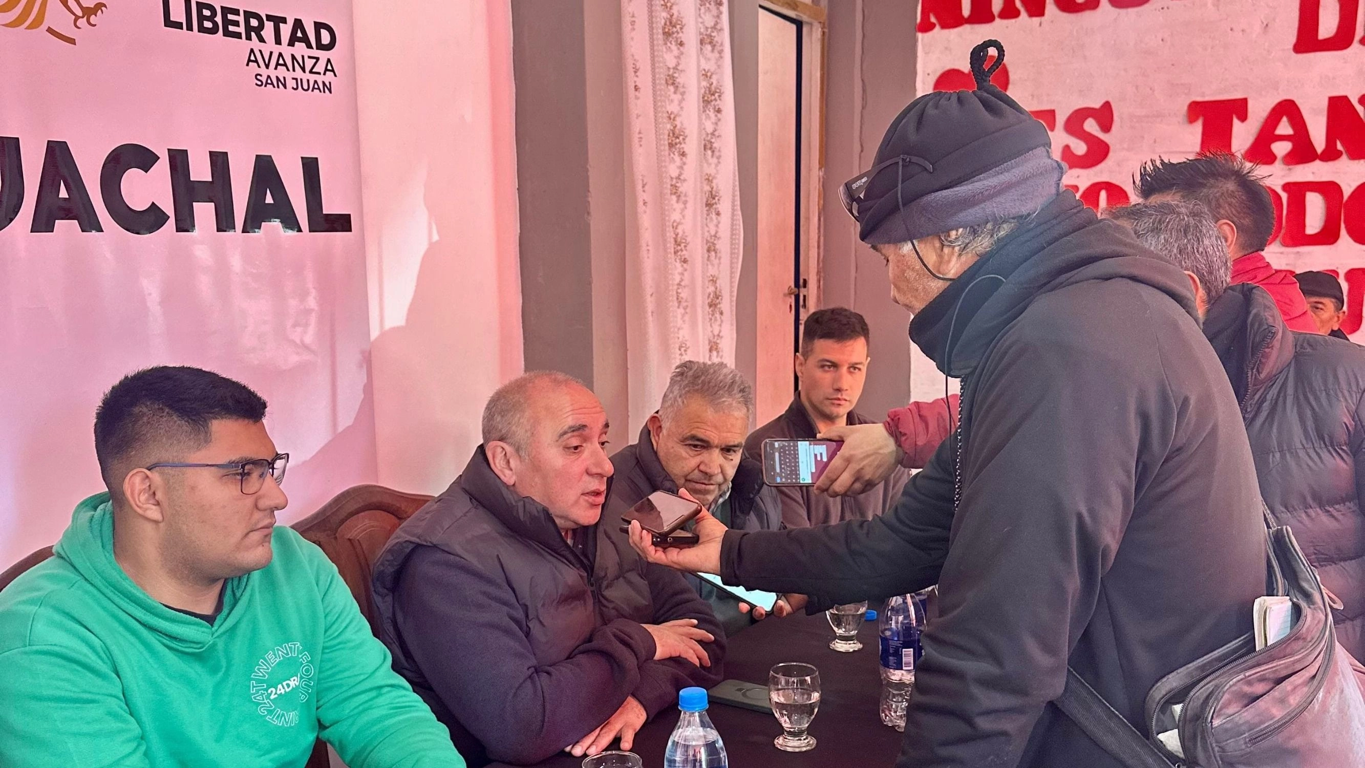 Peluc intensifica despliegue libertario con miras a las legislativas