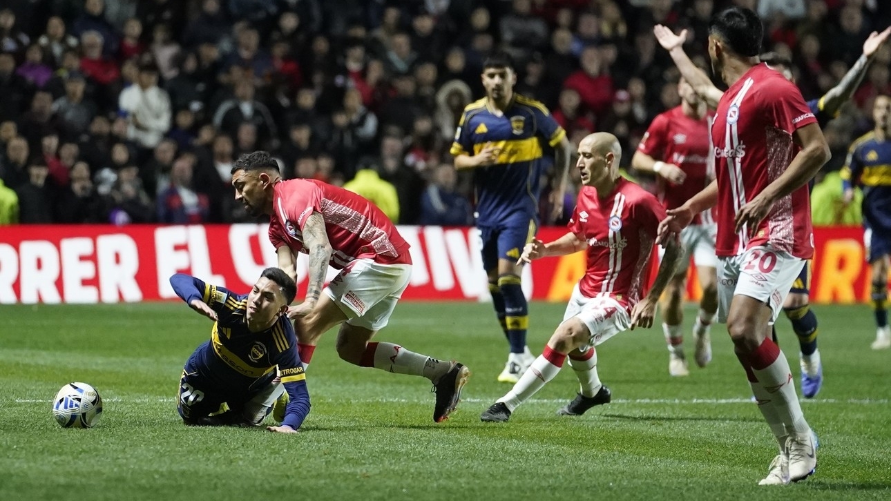 Boca empató sin goles frente a Argentinos Juniors en la Paternal