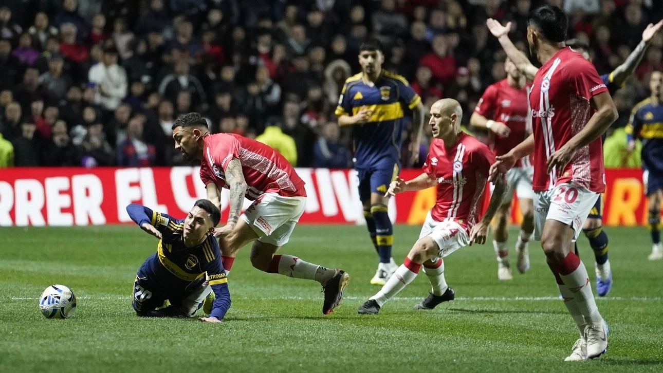 Boca empató sin goles frente a Argentinos Juniors en la Paternal