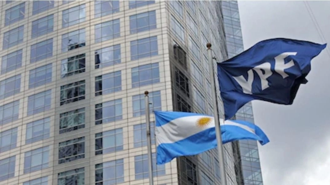 YPF: EEUU detuvo la entrega de acciones y le dio más tiempo a Argentina