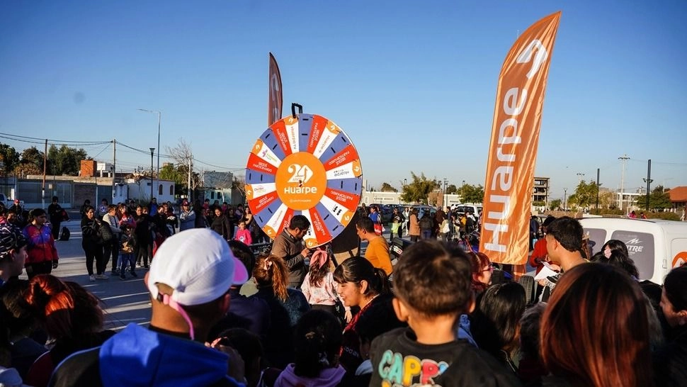 La última vuelta de la Ruleta del HUARPE, con otra moto y muchos premios más