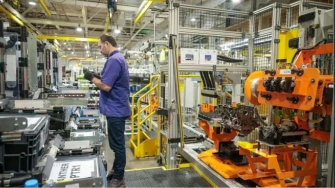 La actividad económica en mayo cayó 0,1% mensual según el Indec