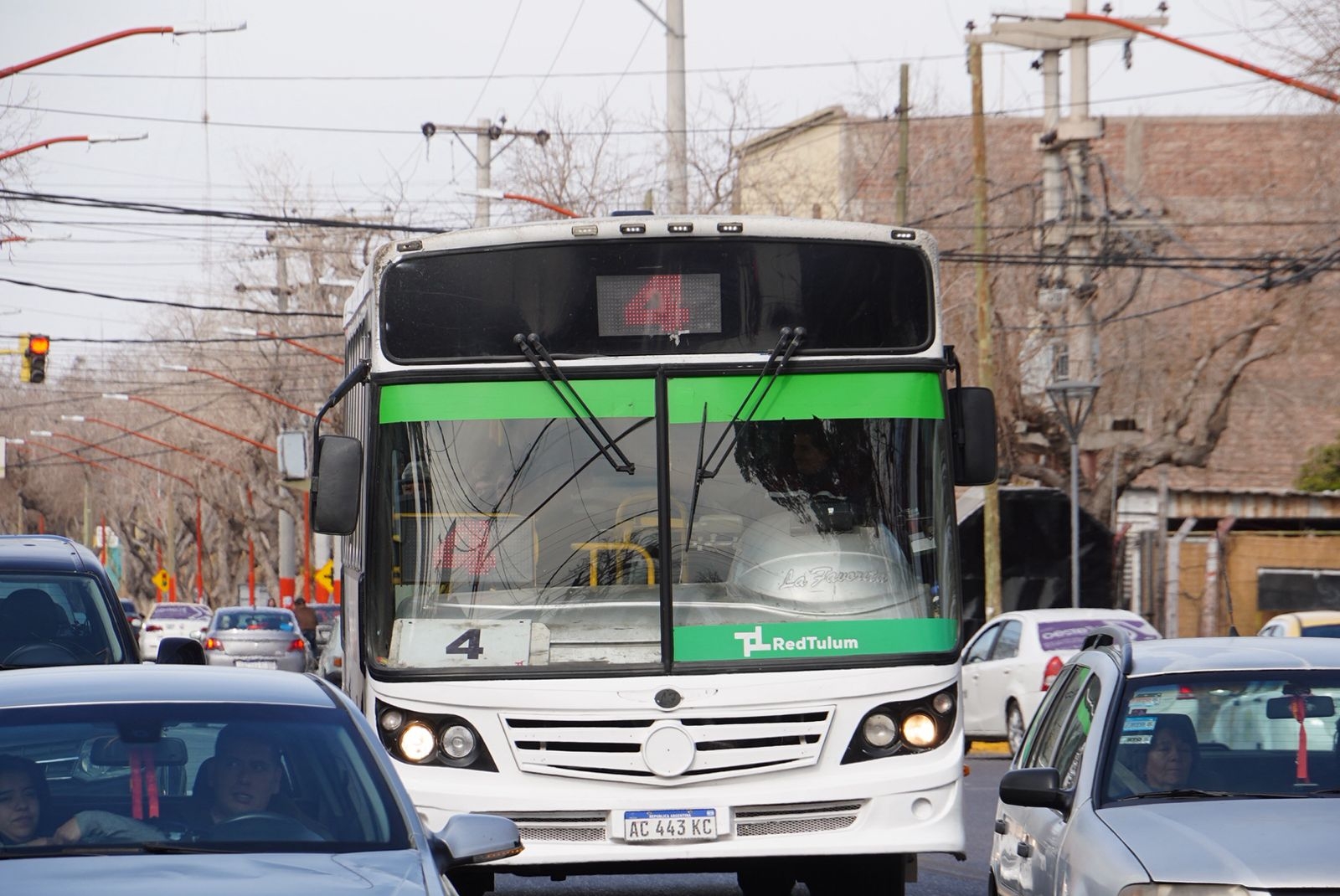 Finalmente, no habrá paro de colectivos este viernes en San Juan