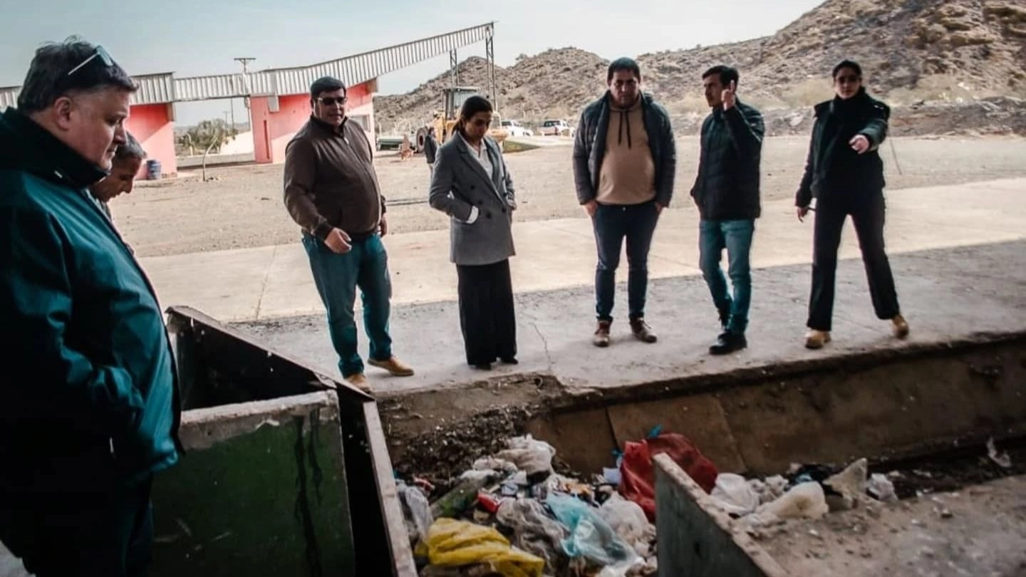 Crisis en la planta de residuos de Caucete: intendentes unen fuerzas para evitar el colapso ambiental