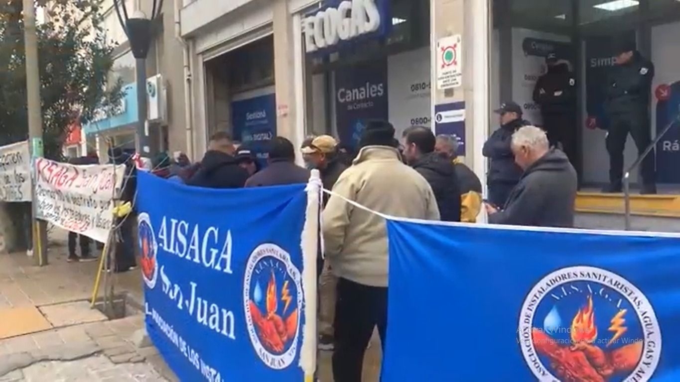 Tras la reunión con Ecogas, gasistas sanjuaninos siguen sin respuestas