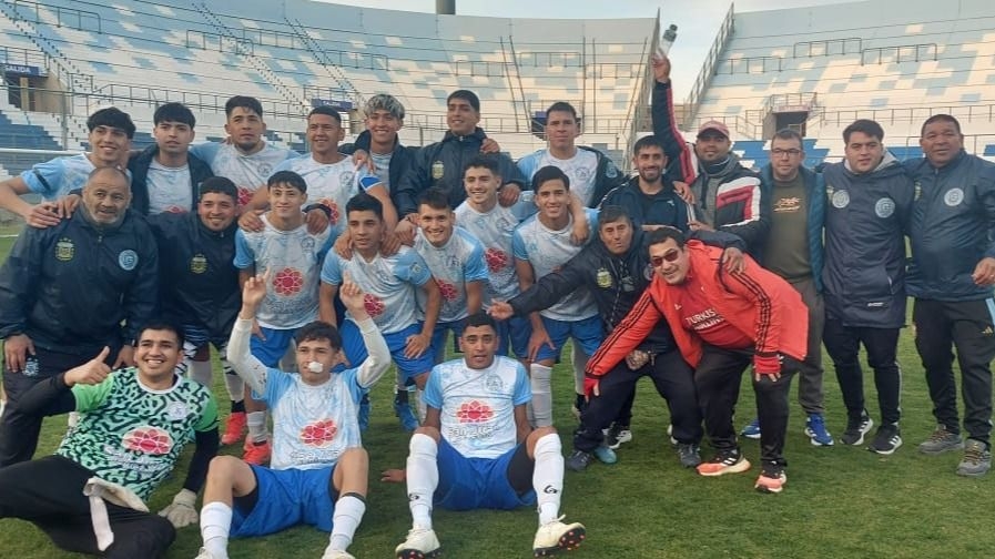Copa País: emoción hasta el último penal en ambas semifinales 