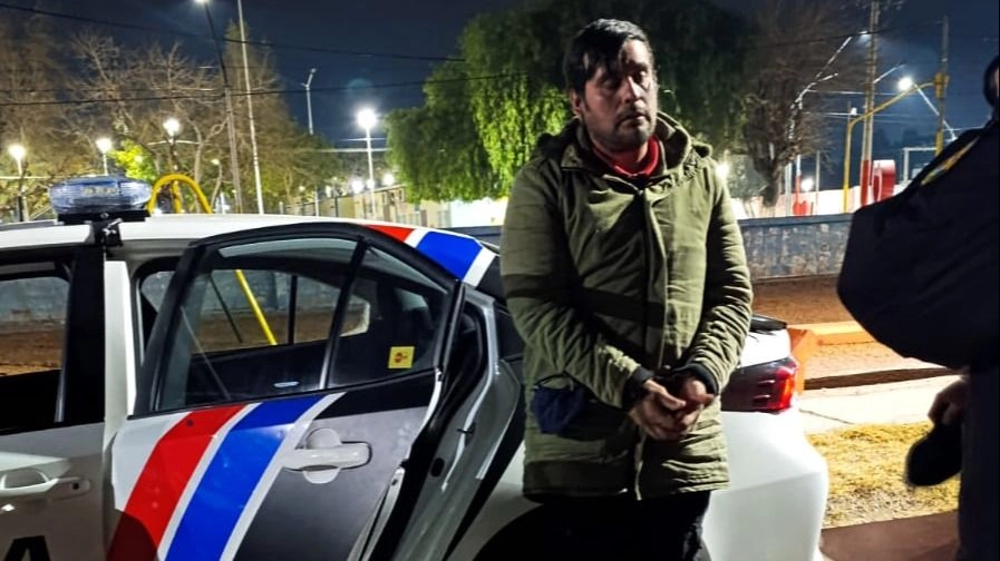 Detuvieron a un hombre por golpear a su pareja en el Barrio Costa Canal 2 de Capital