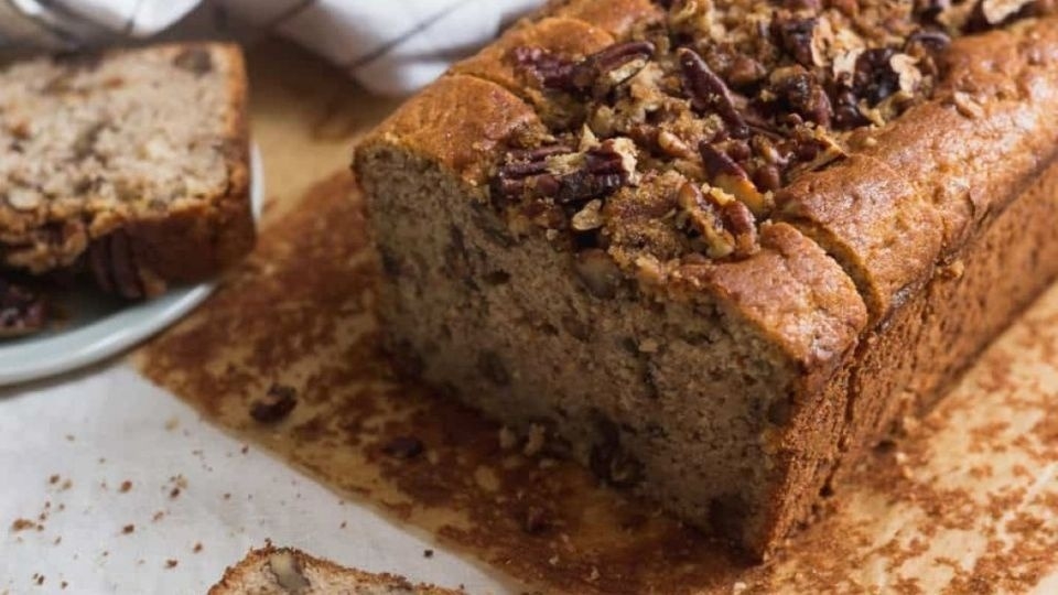 Cómo preparar un budín de nuez súper húmedo con un ingrediente secreto