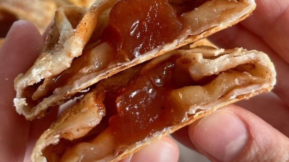 El paso a paso para preparar facturas con tapas de empanadas