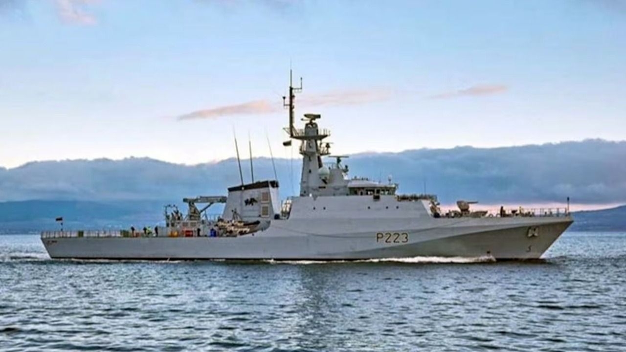 Polémica por el paso de un buque británico cerca de aguas argentinas