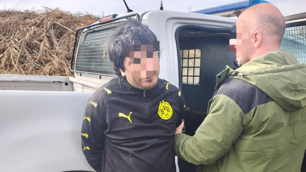 Mató a una mujer, secuestró a su hija y confesó el plan por escrito