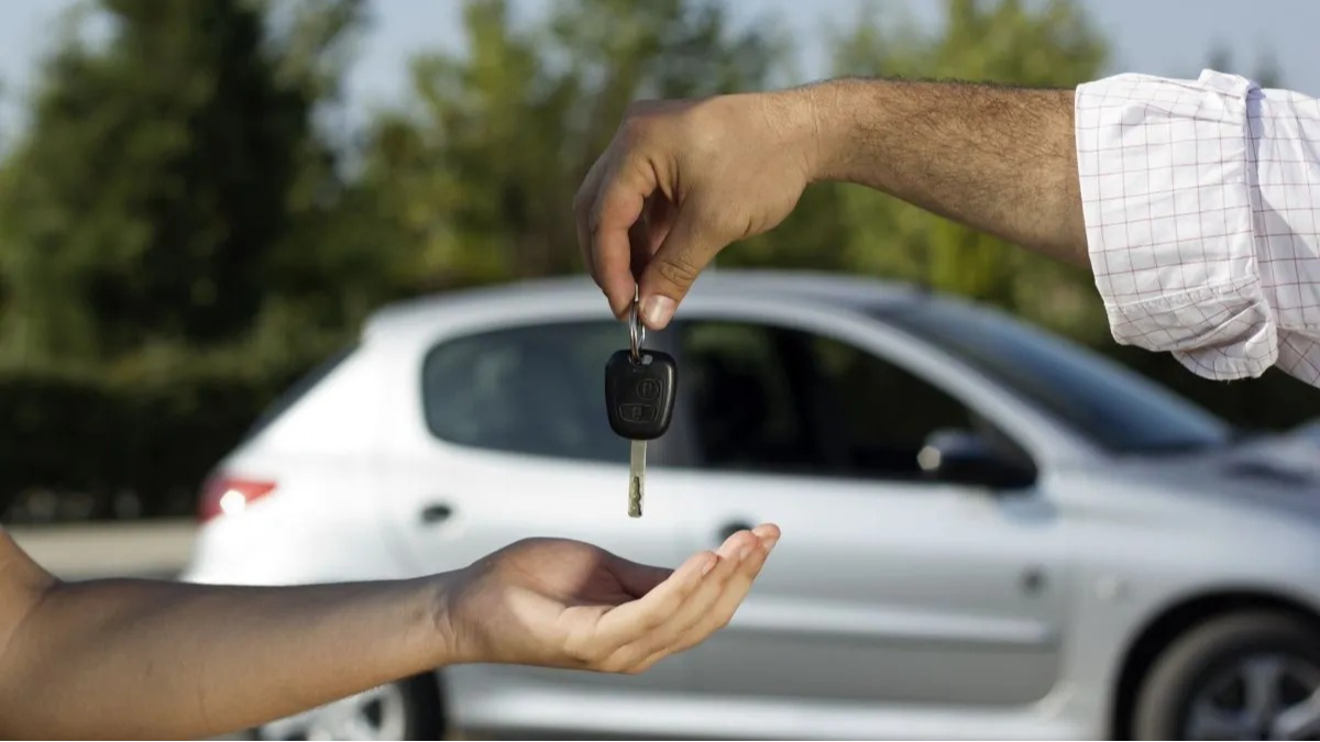 Cuánto cuesta transferir un auto usado en julio de 2026