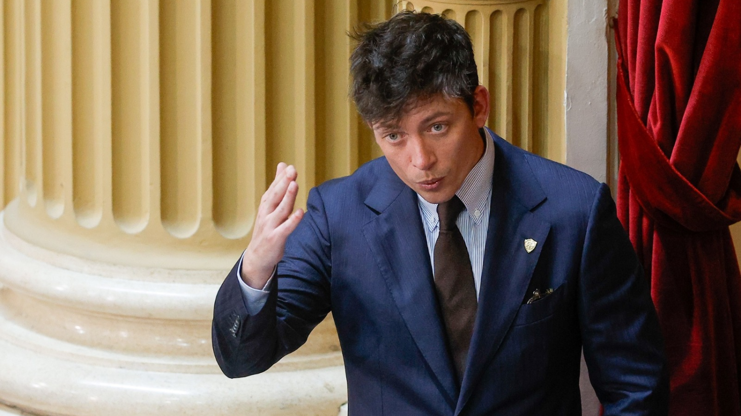 Santiago Caputo reafirmó su lealtad a Milei: "Viviré y moriré en mi puesto"