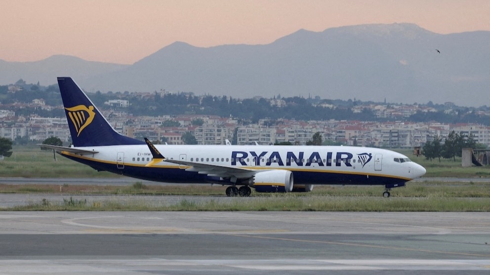 Terror en un vuelo: se rompió una ventanilla y succionó a un pasajero