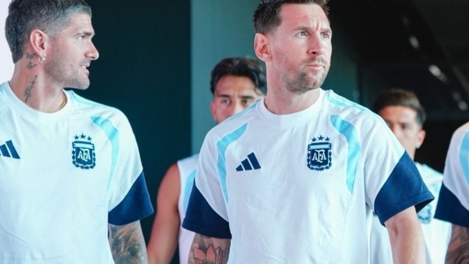 A un día de los cuartos de final, Messi mostró la intimidad de la Selección