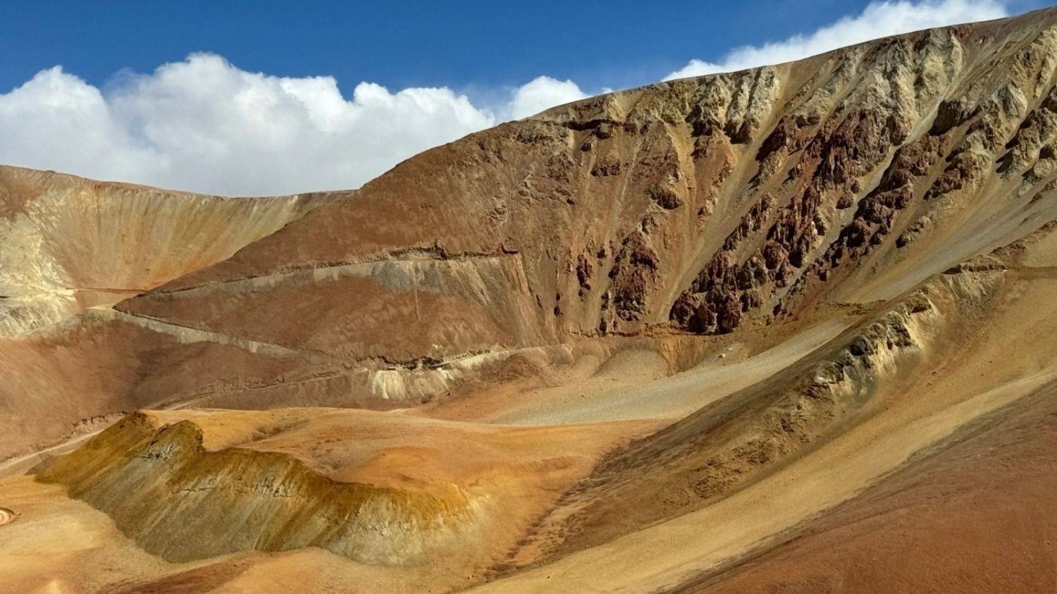 Filo Sur vuelve a crecer con un nuevo hallazgo de cobre, oro y plata
