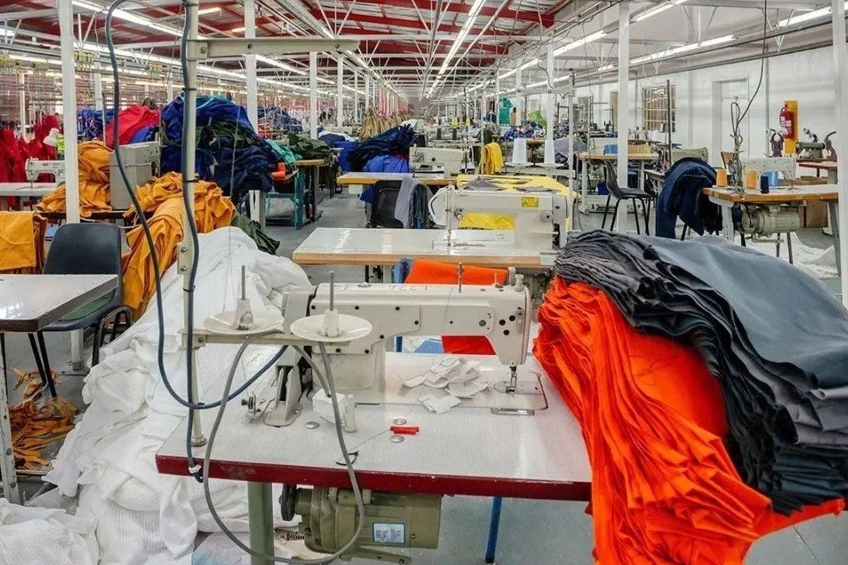 Seis de cada diez máquinas del sector textil están paradas y se perdieron 24 mil puestos de trabajo