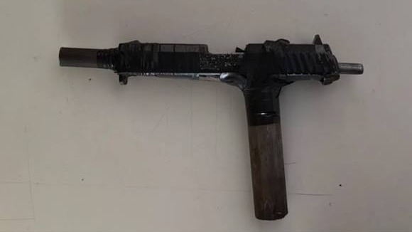 Con una tumbera, un menor apuntó a dos policías: “Los voy a matar”