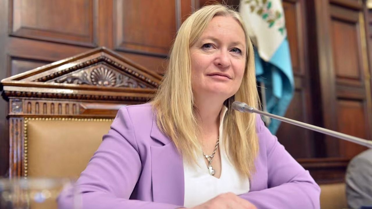 La vice de Mendoza ratificó que no se retractará tras el conflicto con Francia