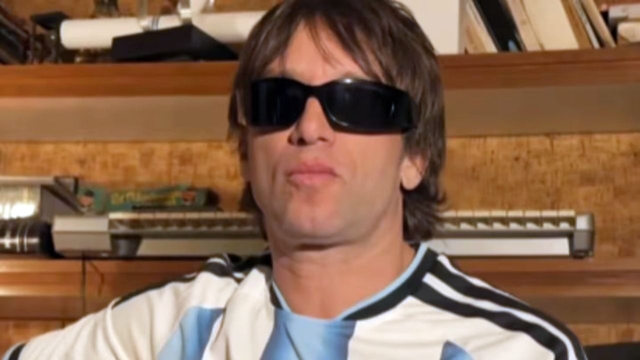 Joaquín Levinton reversionó "Wonderwall" para alentar a la Selección