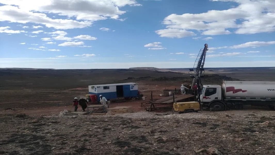 Fredonia perforó 70 metros con alto contenido de oro y plata