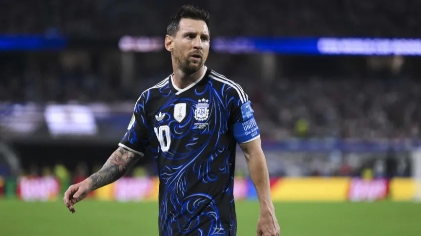La historia oculta de la camiseta suplente que Argentina usará contra Inglaterra