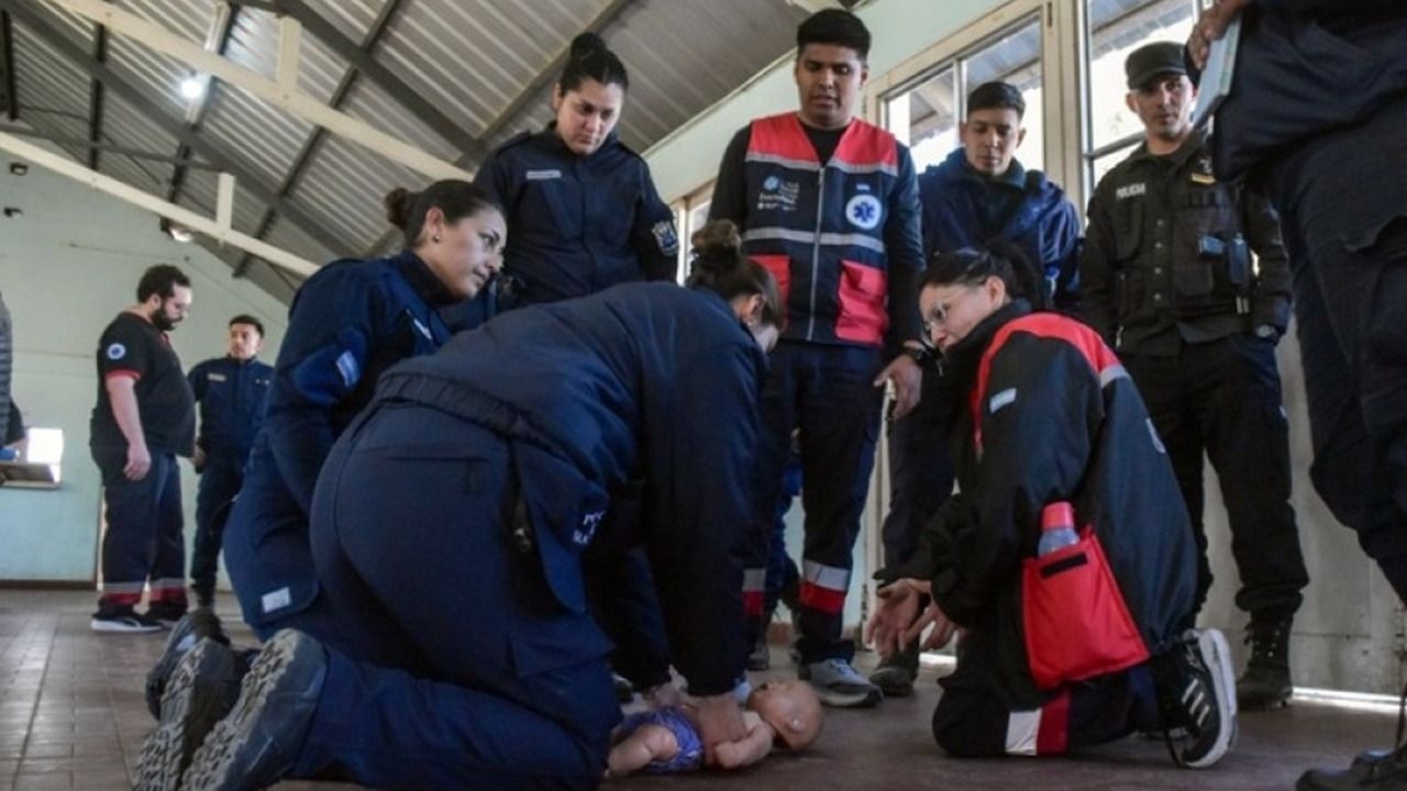 En siete meses, policías sanjuaninos salvaron la vida de 17 niños
