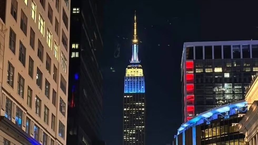 El Empire State de Nueva York se iluminó de celeste y blanco 