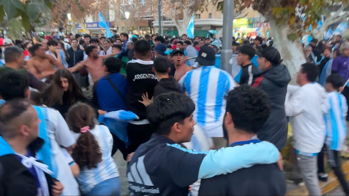El único incidente de la celebración ocurrió cerca de Plaza 25