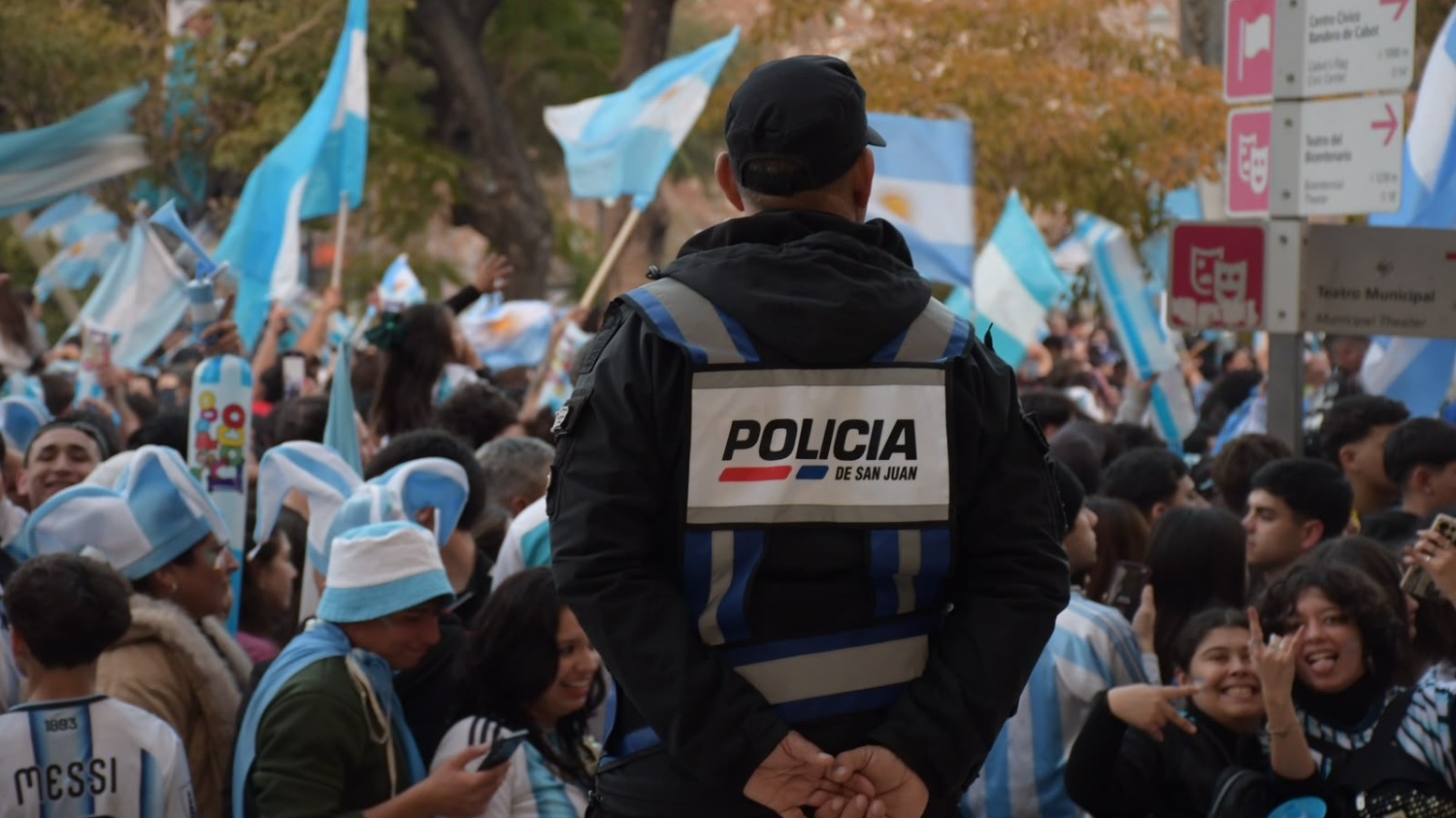 Festejos en la Plaza 25 de Mayo: 24 detenidos por disturbios y dos por robo