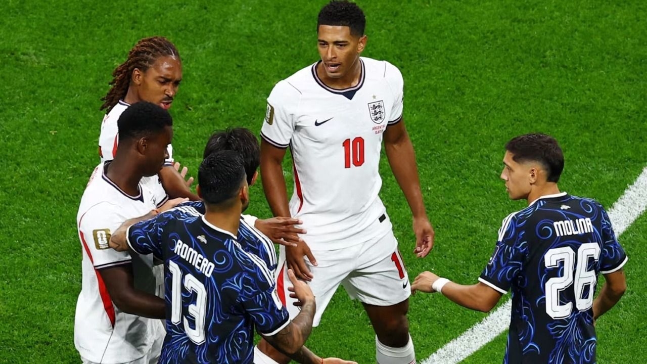 En Inglaterra denunciaron los "31 trucos sucios" de la Selección argentina